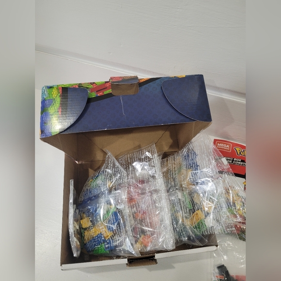 Mega Construx Pokemon Building Box 450 PCS GMD35 (Pikachu Eevee) - Picture 13 of 13